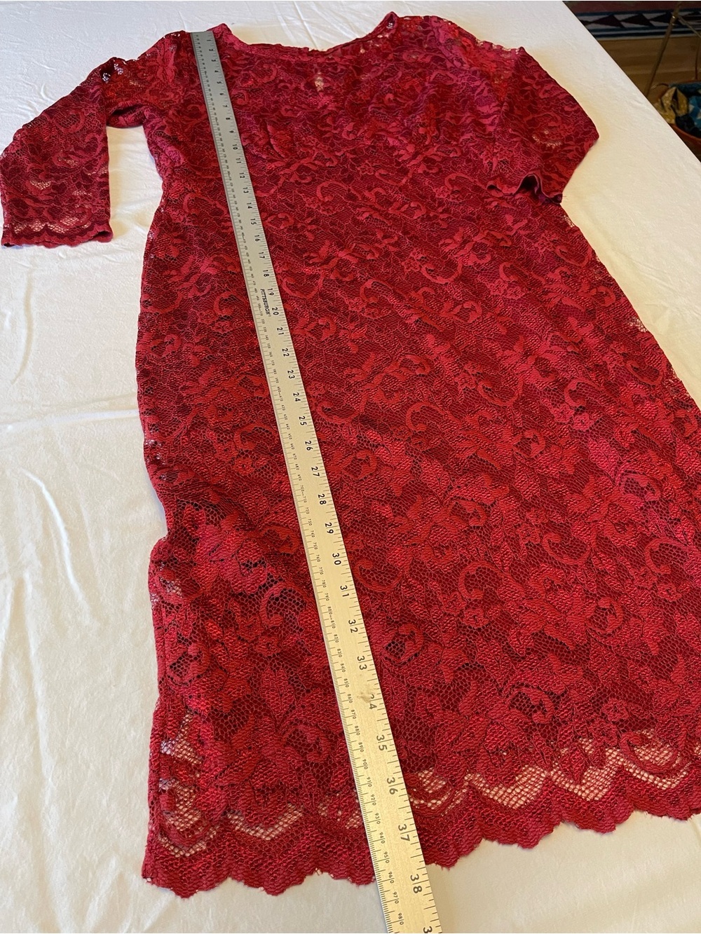 Luxe Seraphine Red Lace Maternity Cocktail Sheath Dress w/Three-Quarter Sleeves - Picture 5 of 7